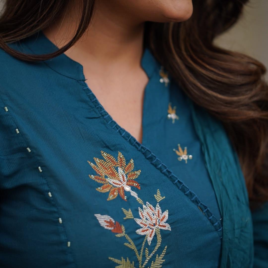 Libas Elegant Teal Embroidered Kurta Set With Dupatta