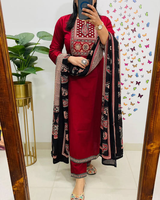 Libas Traditional Red Kurta Set With Ajrak Dupatta