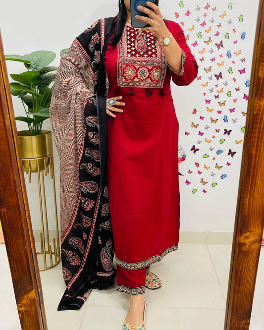 Libas Traditional Red Kurta Set With Ajrak Dupatta