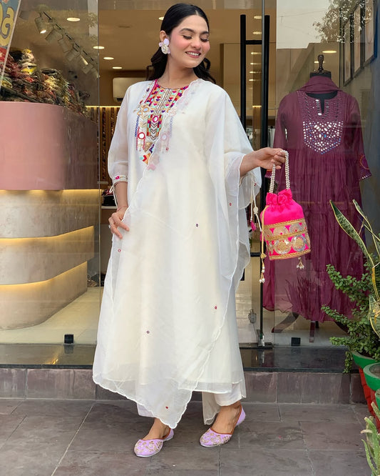 Libas Elegant White Kurta Set with Multicolor Embroidery and Dupatta